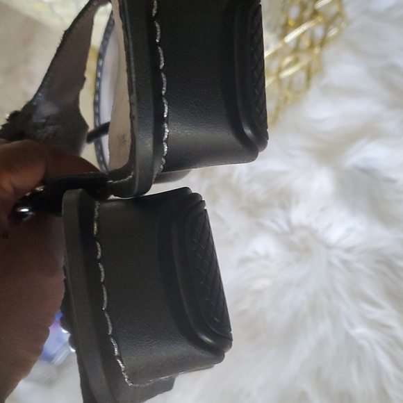 Alegria black thong sandals size 7 - Picture 8 of 16